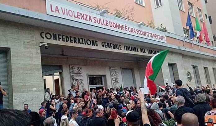 Assalto dei no vax alla sede della CGIL, il salto all'indietro: individuo contro società