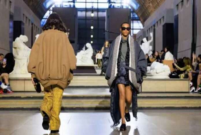 Au revoir Paris! Con Parigi si concludono le sfilate Fall RTW 2022