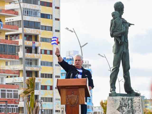 Cuba marcia per la sovranità un grido contro il blocco e l'ingiustizia