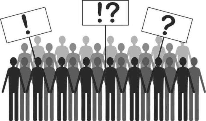 Da destra a sinistra, trasversalmente, partiti senza popolo