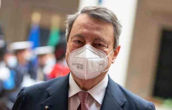 Mario Draghi a Fiumicino: 'Stretta necessaria, ma sostegno a famiglie'