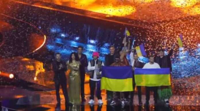 Eurovision 2022, il festival della canzone diventa un'assurda parata di guerra
