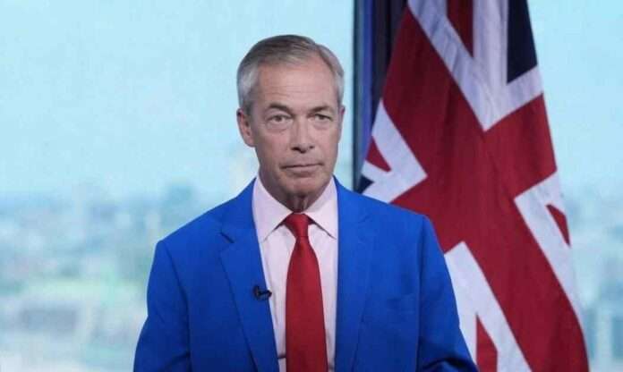 Farage si dimette per non rispondere di corruzione