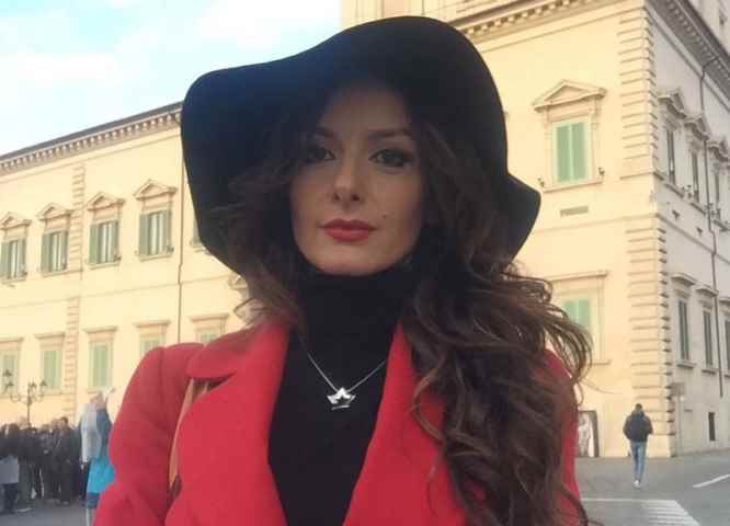 Francesca Benevento, candidata di Michetti no vax e antisemita: “Speranza ebreo. Nel vaccino microchip”