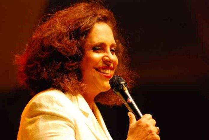 Gal Costa, la musa di un tempo hippy, libertario, erotico, spiazzante