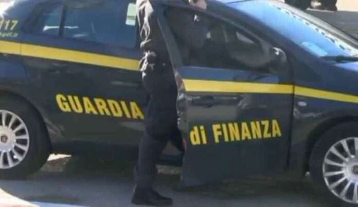 Bufera caporalato in Veneto sulle Fonti di Posina: turni massacranti e ricatti sessuali