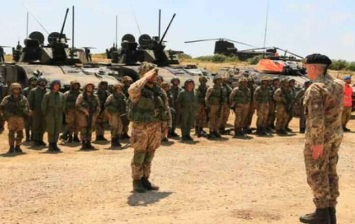 Guerra in Ucraina, l'Italia preallarma l'esercito: ecco la circolare dello Stato Maggiore
