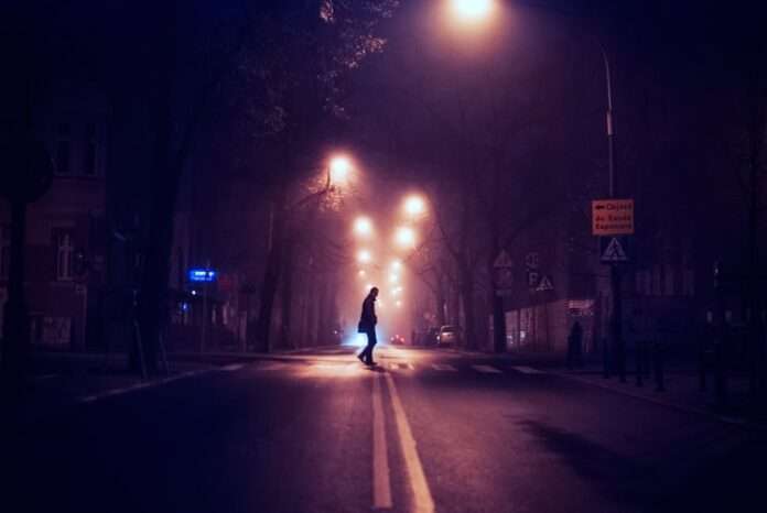 I giorni senza notte della pandemia: cosa stiamo perdendo?