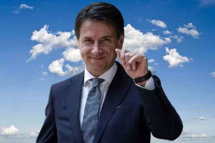 La fiera delle buone intenzioni: Conte presenta la Carta dei Valori del M5S (video)