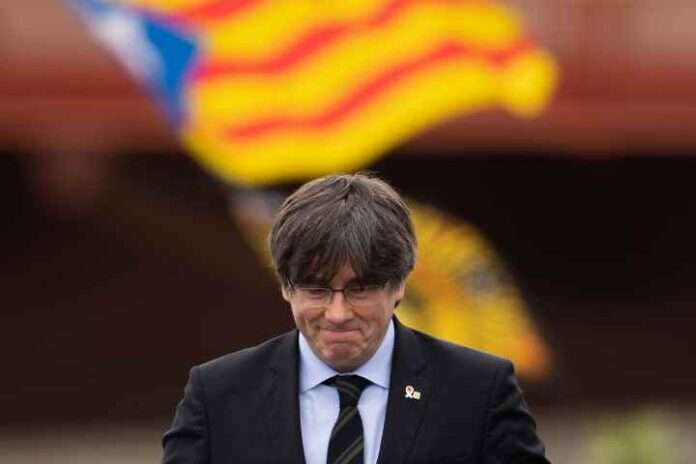 Italia trappola per attivisti: una vergogna l'arresto di Puigdemont