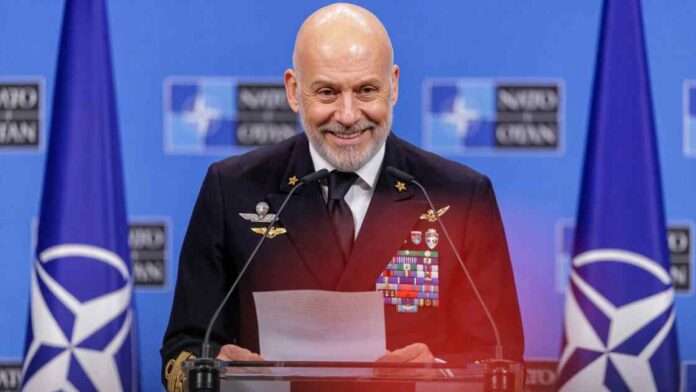 La NATO ha 4000 pagine di piani di guerra, peccato che le munizioni siano finite