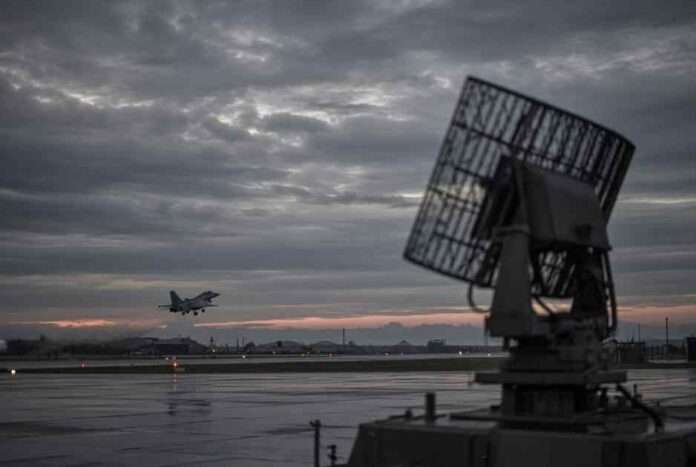 La Polonia adotta regole da stato di guerra per i droni