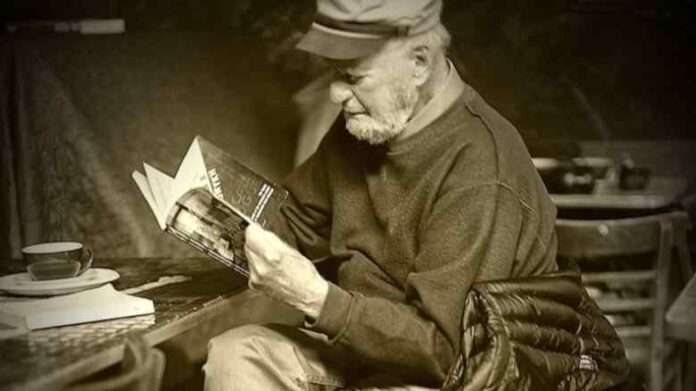 Lawrence Ferlinghetti è morto. Lawrence Ferlinghetti è già rinato