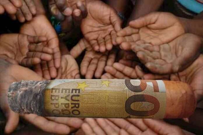 Le elites non odiano il reddito di cittadinanza, ce l'hanno proprio coi poveri