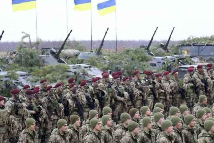 Le responsabilità della NATO nella crisi ucraina: il dottor Stranamore soffia sul fuoco