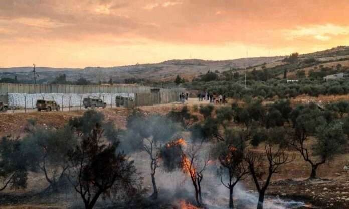 L’illusione dell’opposizione israeliana e il silenzio che protegge il genocidio