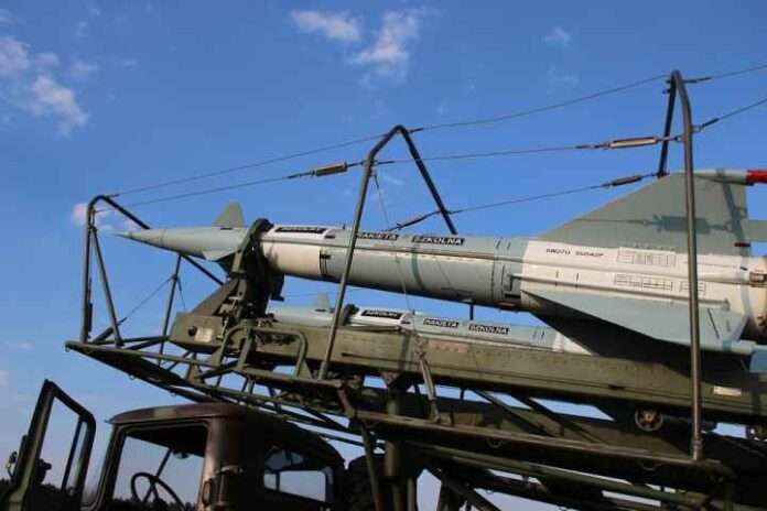 L’industria degli armamenti gongola: il bengodi della guerra