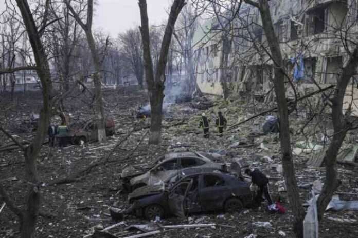 Mariupol, l'altra metà della verità