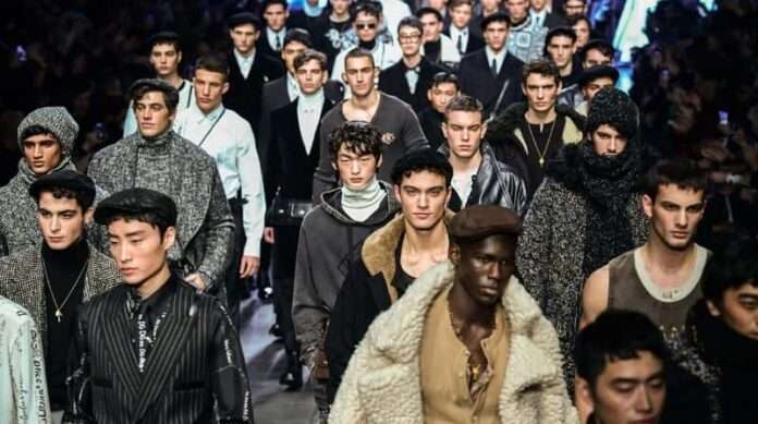 Milano, sfilate uomo AutunnoInverno 2022-23 in passerella i super brand