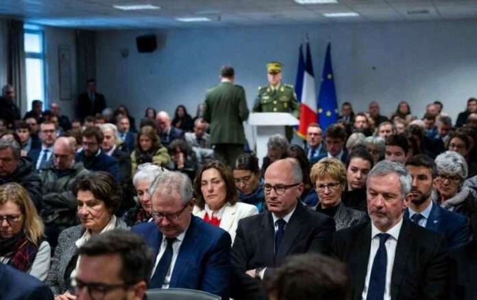 Ossessione russa Parigi arruola i figli degli altri per la sua guerra