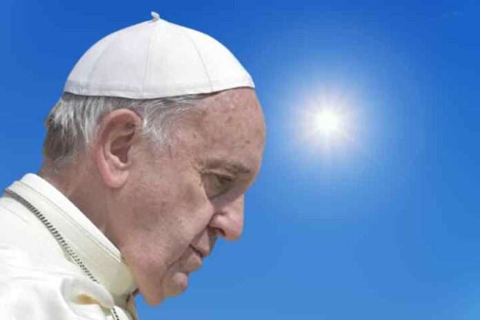 Papa Francesco chi? Il tizio vestito di bianco che dice il contrario di