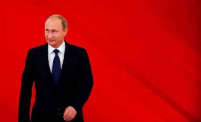 Su Putin e il suo uso della bandiera rossa