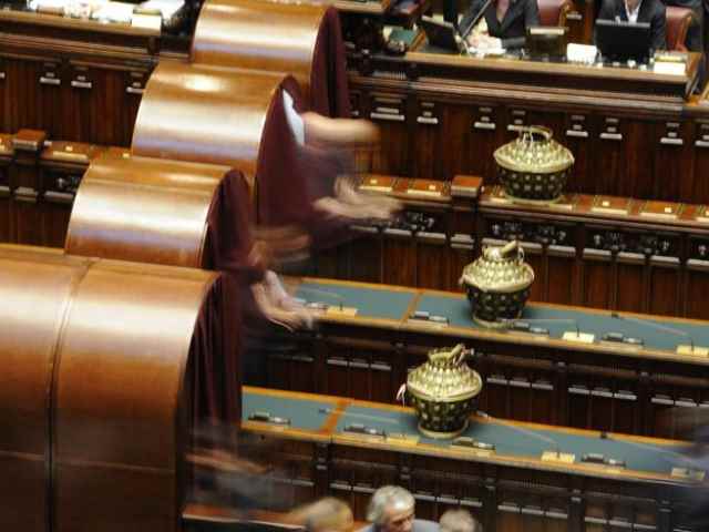 Quirinale 2022: tra i votati anche Amadeus, Lotito e Alfonso Signorini
