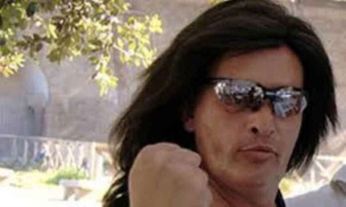 Addio al mitico Richard Benson, chitarrista e personaggio tv fuori da ogni schema