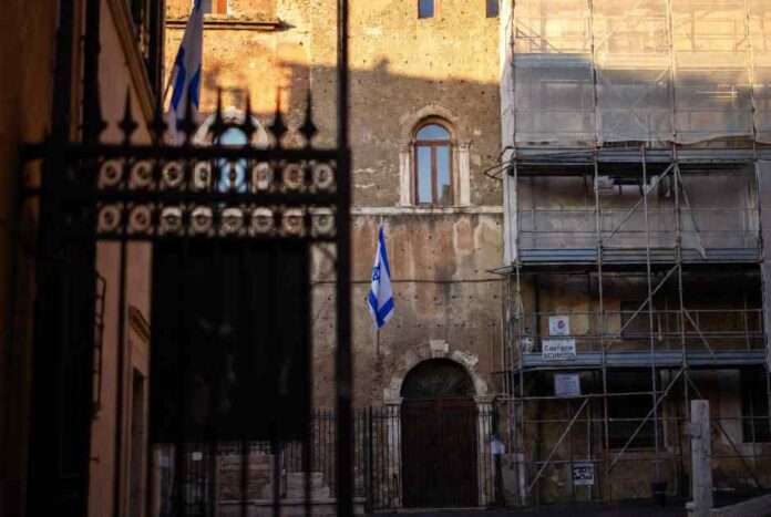 Roma regala uno spazio pubblico a Israele Gualtieri finanzia la strada per Tsahal