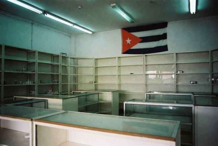 UE senza vergogna, condanna Cuba per la fame da embargo americano ve la siete cercata