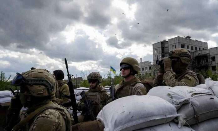 Ucraina divisa: il piano di pace che sfida l’esercito e mette in crisi Zelensky