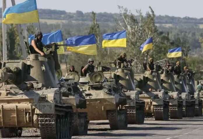 Ucraina, la propaganda capovolge la realtà: è il Donbass sotto attacco di Kiev
