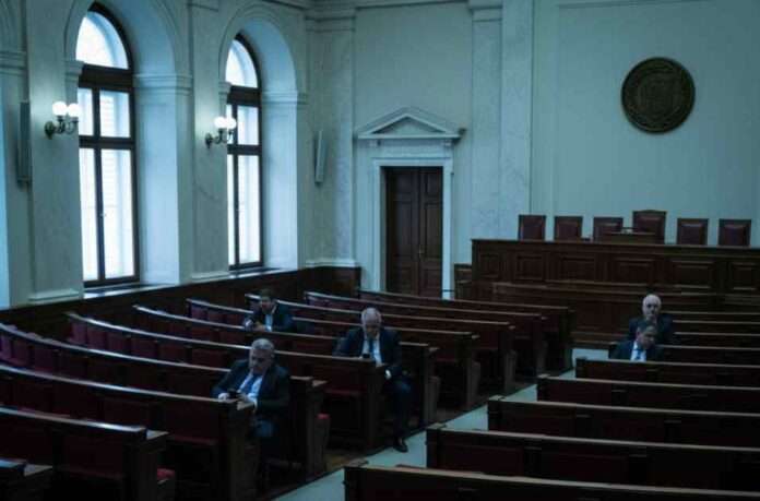 Una crisi politica che riflette il vuoto culturale*