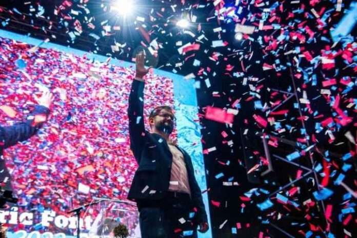La vittoria di Gabriel Boric in Cile dovrebbe far riflettere l'Italia