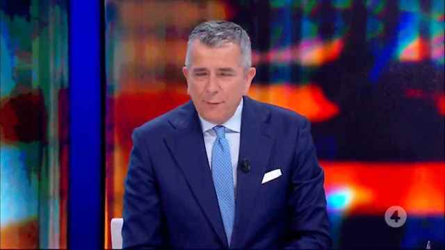 Diego Fusaro deraglia: paragona nuovamente la gestione del green pass a olocausto 