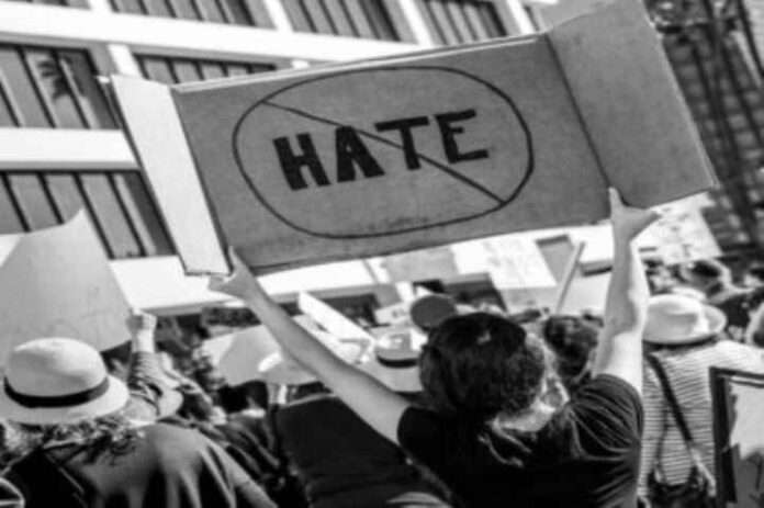 Misoginia femminile: esiste solidarietà fra le donne italiane?