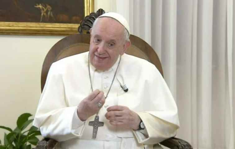 Papa Francesco: "Sono pronto a incontrare Putin a Mosca"